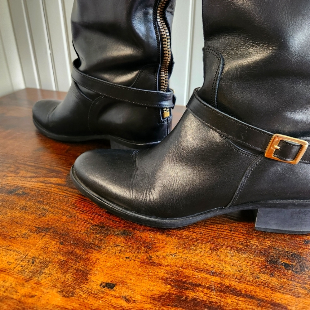 Charles David Vintage Leather Boots
